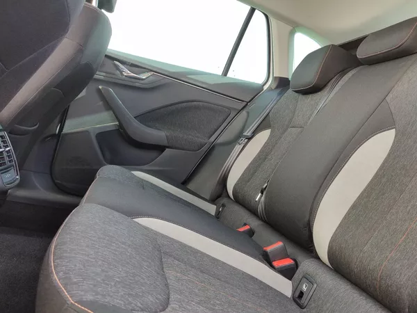 Škoda Scala Style 1,6 Tdi 85 Kw - foto 24