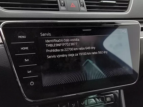Škoda Superb Combi L&K 2,0 Tsi 206 Kw 4x4 D - foto 12