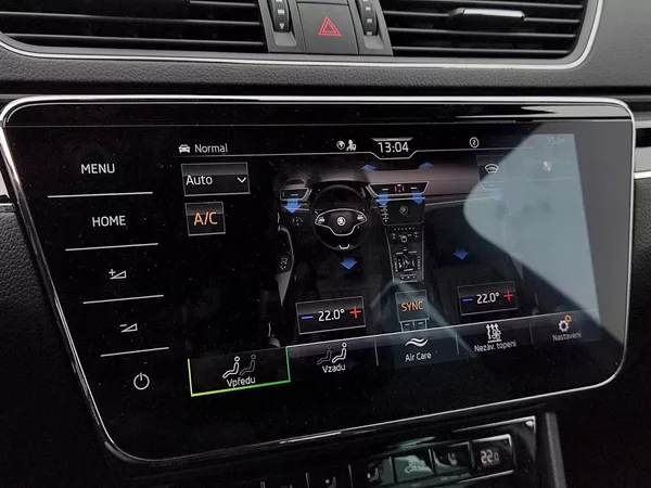 Škoda Superb Combi L&K 2,0 Tsi 206 Kw 4x4 D - foto 16