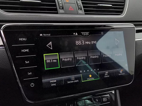 Škoda Superb Combi L&K 2,0 Tsi 206 Kw 4x4 D - foto 18