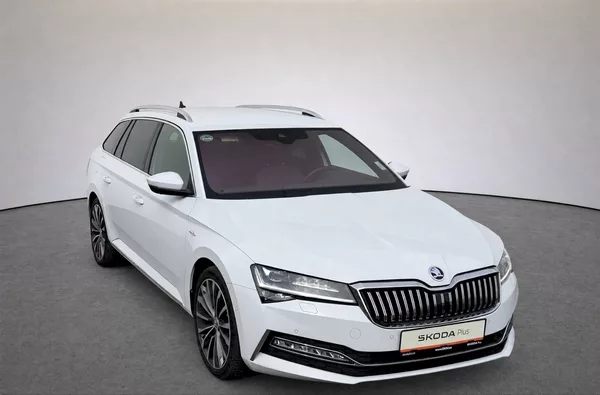 Škoda Superb Combi L&K 2,0 Tsi 206 Kw 4x4 D - foto 38