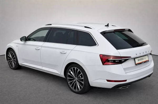 Škoda Superb Combi L&K 2,0 Tsi 206 Kw 4x4 D - foto 39