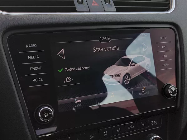 Škoda Octavia Style 1,6 Tdi 85 Kw - foto 13