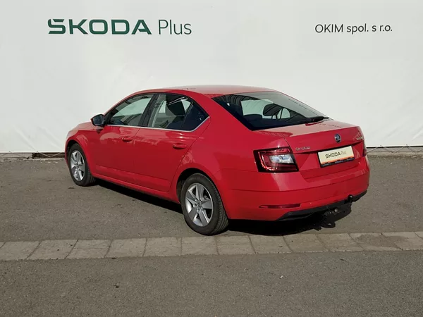 Škoda Octavia Style 1,6 Tdi 85 Kw - foto 32