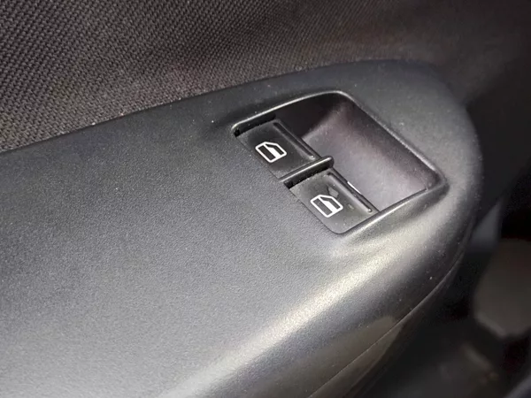 Škoda Octavia Combi Ambition 1,6 Tdi 77 Kw - foto 18