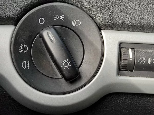 Škoda Octavia Combi Ambition 1,6 Tdi 77 Kw - foto 22