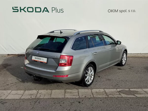 Škoda Octavia Combi Business 1,6 Tdi 81 Kw - foto 2