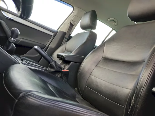 Škoda Octavia Combi Business 1,6 Tdi 81 Kw - foto 21