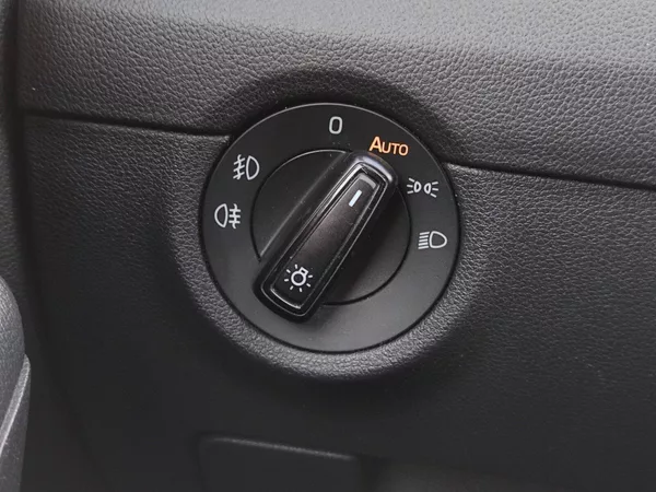 Škoda Octavia Combi Business 1,6 Tdi 81 Kw - foto 26