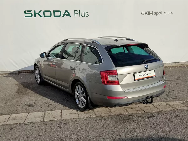 Škoda Octavia Combi Business 1,6 Tdi 81 Kw - foto 30