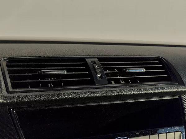 Škoda Fabia Ambition 1,0 Tsi 81 Kw - foto 10
