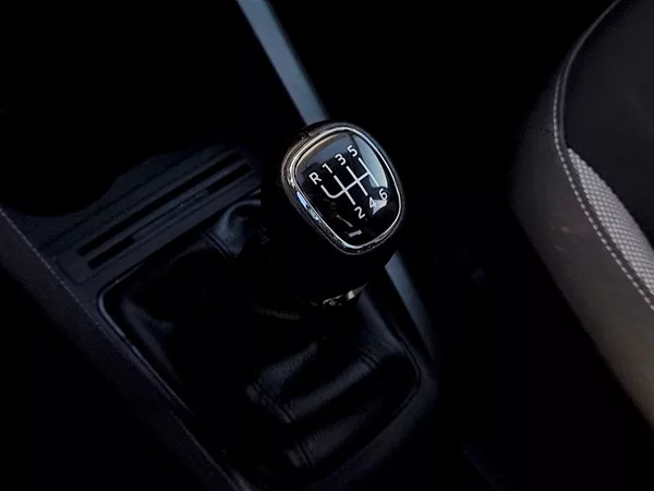 Škoda Fabia Ambition 1,0 Tsi 81 Kw - foto 15