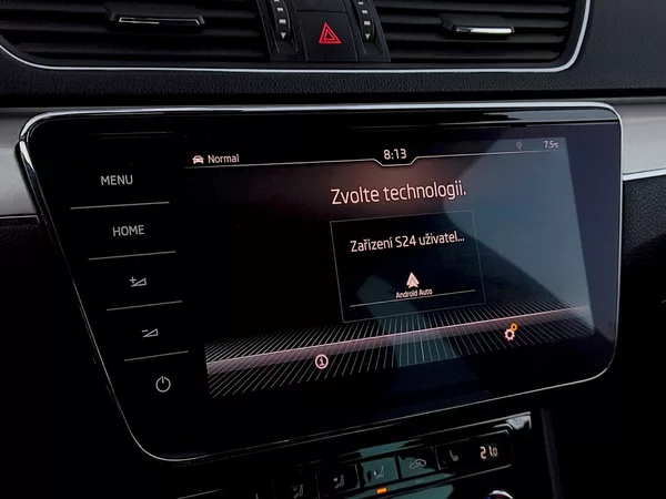 Škoda Superb L&K 2,0 Tdi 147 Kw 4x4 DSg - foto 13