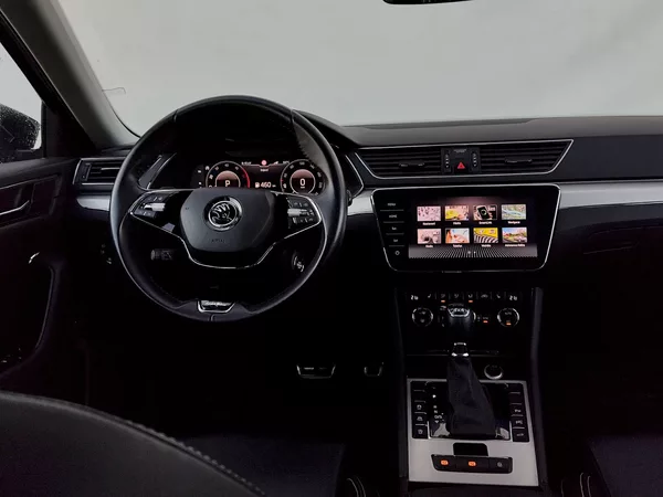 Škoda Superb L&K 2,0 Tdi 147 Kw 4x4 DSg - foto 6