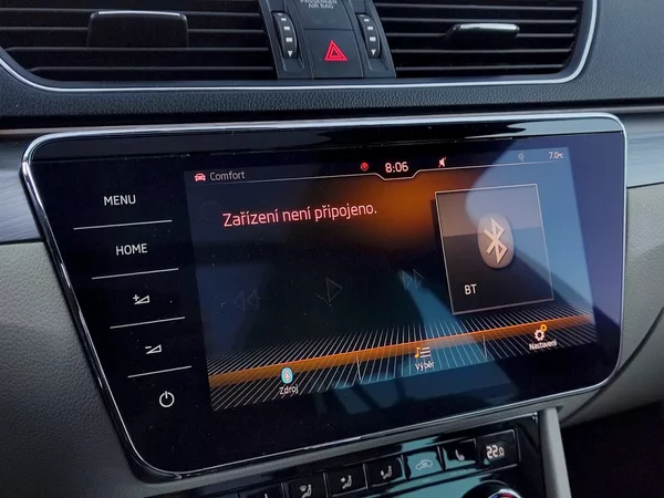 Škoda Superb Combi Style Plus 2,0 Tdi 110 - foto 12