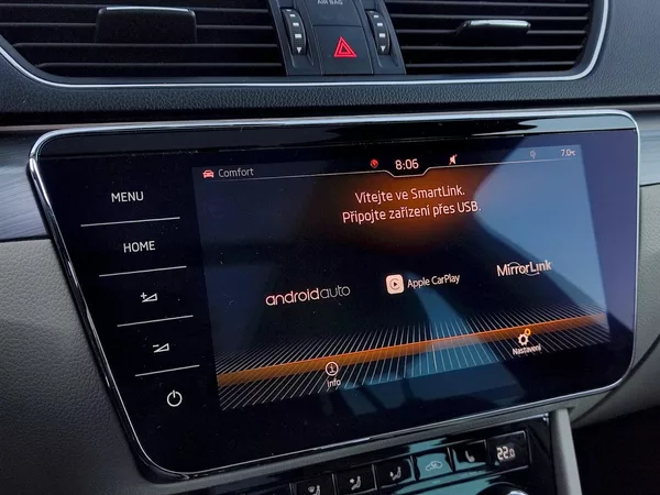 Škoda Superb Combi Style Plus 2,0 Tdi 110 - foto 13