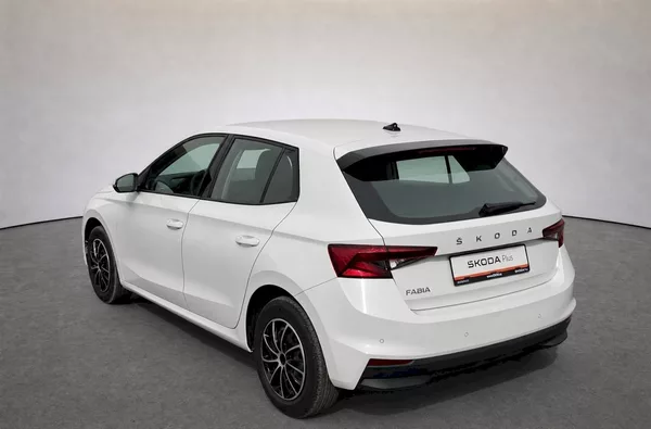 Škoda Fabia Active plus 1,0 Tsi 70Kw - foto 27