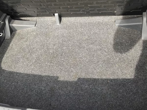 Škoda Fabia Active plus 1,0 Tsi 70Kw - foto 29