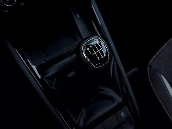 Škoda Kamiq Top Selection 1,5 Tsi + tažné - foto 19