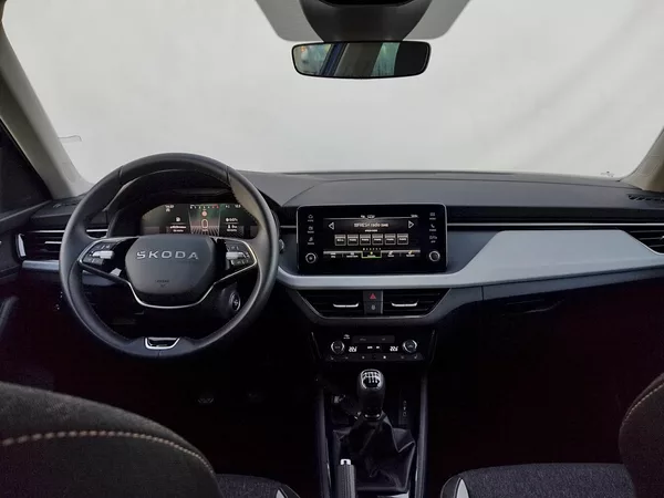 Škoda Kamiq Top Selection 1,5 Tsi + tažné - foto 5