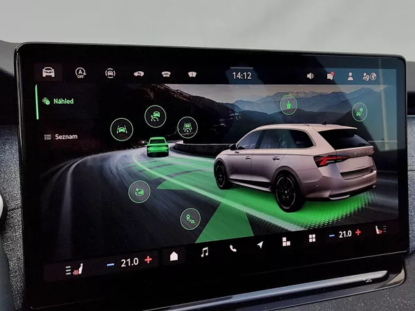 Škoda Octavia Combi Top Selection 1,5 Tsi 11 - foto 15
