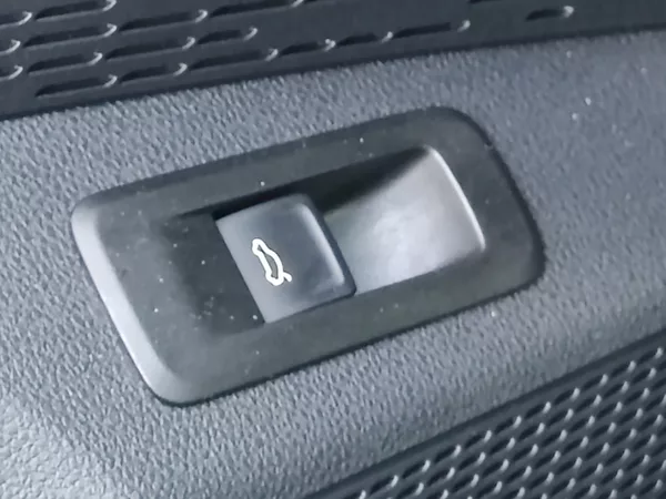 Škoda Octavia Combi Top Selection 1,5 Tsi 11 - foto 26