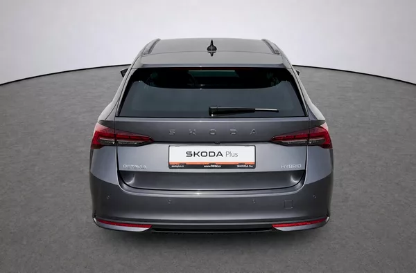 Škoda Octavia Combi top Selection 1,5 Tsi 11 - foto 39