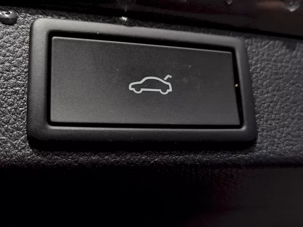 Škoda Octavia Combi top Selection 1,5 Tsi 11 - foto 40