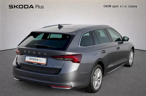 Škoda Octavia Combi Top Selection 1,5 Tsi 11 - foto 2