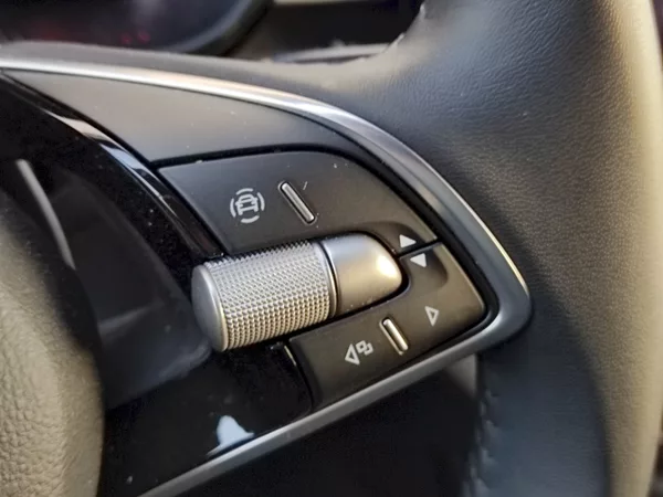 Škoda Fabia Selection 1,0 Tsi 70 kw - foto 29