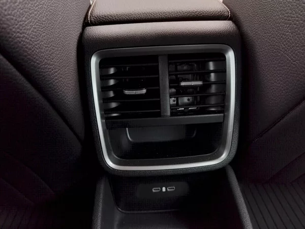 Škoda Octavia Combi Top Selection 1,5 Tsi 11 - foto 29