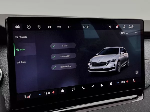 Škoda Octavia Combi Top Selection 1,5 Tsi 11 - foto 13
