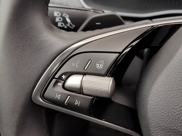 Škoda Octavia Combi Top Selection 1,5 Tsi 11 - foto 32