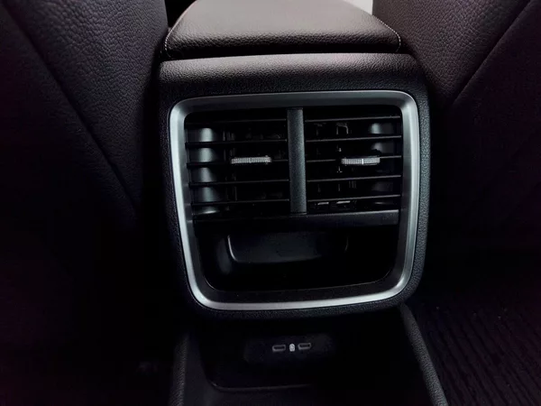 Škoda Octavia Combi Top Selection Business 1 - foto 29