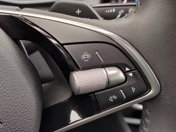 Škoda Octavia Combi Top Selection Business 1 - foto 32