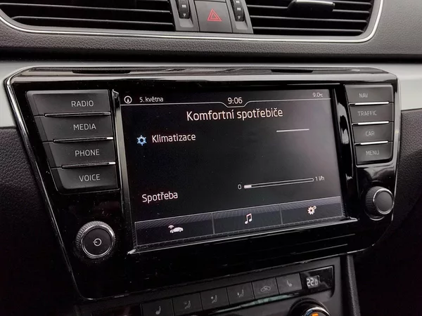 Škoda Superb Combi Ambition Business 2,0 T - foto 12