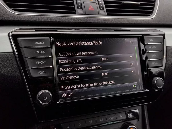 Škoda Superb Combi Ambition Business 2,0 T - foto 13
