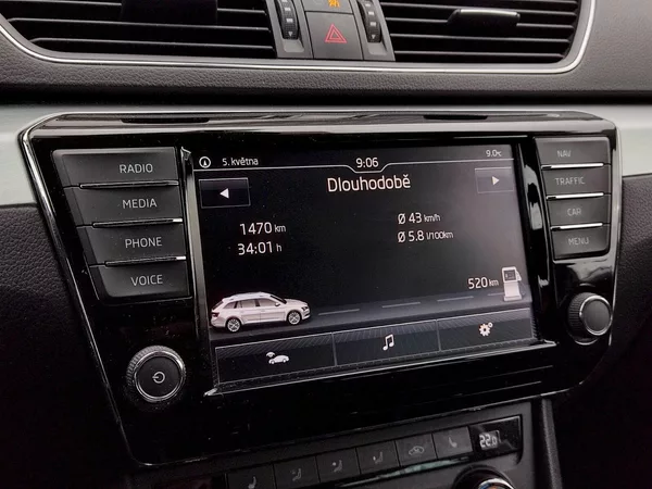 Škoda Superb Combi Ambition Business 2,0 T - foto 16