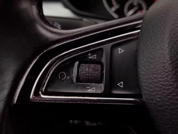 Škoda Superb Combi Ambition Business 2,0 T - foto 30