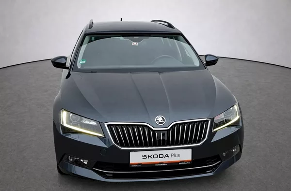 Škoda Superb Combi Ambition Business 2,0 T - foto 4