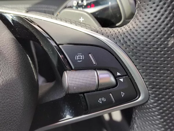 Škoda Superb combi SportLine iV 1,5 Tsi DSG - foto 40