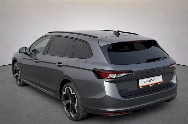 Škoda Superb combi SportLine iV 1,5 Tsi DSG - foto 43