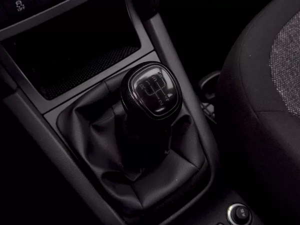 Škoda Yeti 2,0 Tdi 81 Kw - foto 18