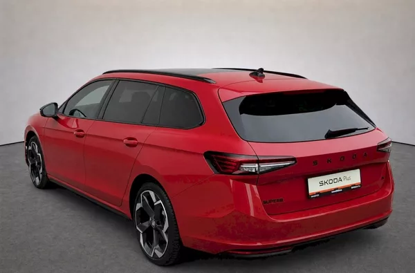 Škoda Superb Combi SportLine 1,5 Tsi iV DSG - foto 45