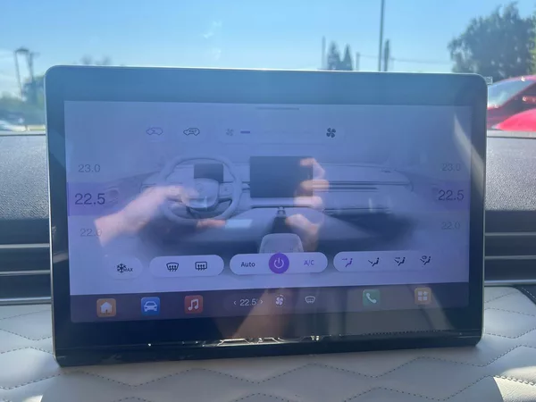 Dongfeng BOX E2 - foto 11