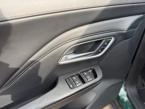 MG ZS HEV 1.5 EXCLUSIVE AT ZÁRUKA 7l - foto 29