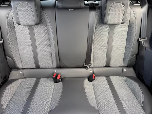 Peugeot 2008 ALLURE Pack 1.2PT 130 EAT8 - foto 12