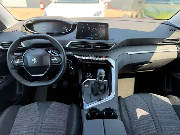 Peugeot 3008 ALLURE 1.5BHDi 130 MAN6 7.231k - foto 19