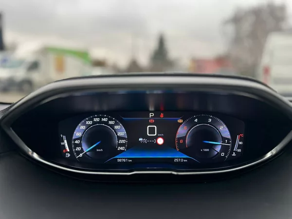 Peugeot 3008 - foto 3