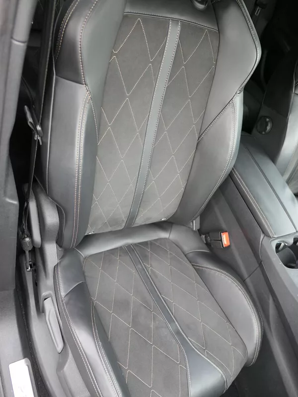 Peugeot 3008 GT 2.0BHDi 180 EAT6 DPH - foto 9